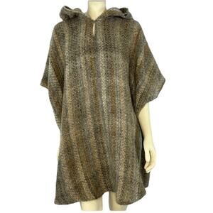 American Vintage Handwoven Poncho Ruana hooded with silver clasp at neck size M